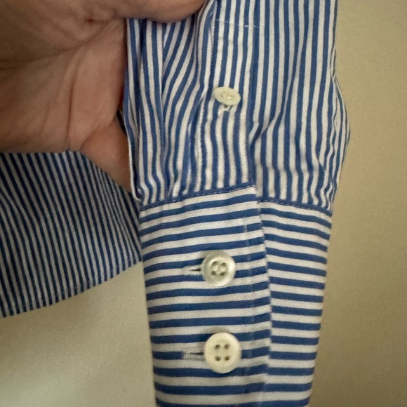 J. Crew Women’s Stretch Perfect Shirt, Size XS - Picture 3 of 4